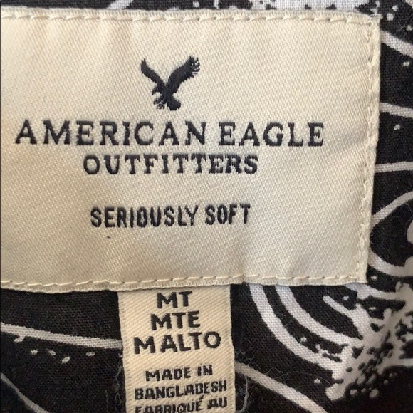 American Eagle Wave Button Down - Picture 3 of 3